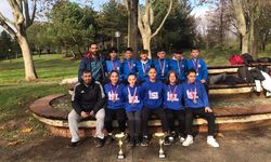 İnegöl Spor Lisesi'nin Çifte Şampiyonluğu: Kros'ta Tarihi Başarı