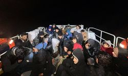 Türk karasularına geri itilen 57 düzensiz göçmen kurtarıldı