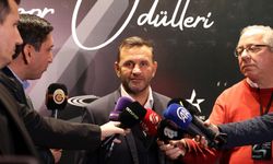 Galatasaray Teknik Direktörü Buruk UEFA Avrupa Ligi'nde turu geçeceklerine inanıyor