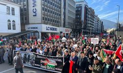Bursa da Binlerce Kişi Filistin İçin Yürüdü