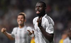 Nefes Kesen Mücadele: Beşiktaş, Rizespor'u 3-2 Mağlup Etti