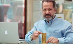 Altın Sahiplerine Önemli Uyarı! İslam Memiş'ten Çarpıcı Çağrı: Gram Altın Fiyatı 2.000 Lira Artışla Rekor Kıracak!