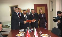 İnegöl'den Eğitime Rekor Destek: Türkiye Birincisi Oldu!