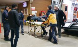 Ümitalan'da Kaza Yapan Genç Motosiklet Sürücüsü Hastaneye Kaldırıldı
