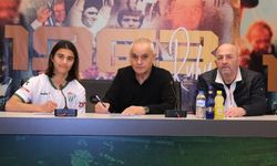 Bursaspor, Ahmet Çobanoğlu ile sözleşme imzaladı