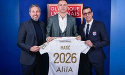 Beşiktaş'ın gündemindeki Nemanja Matic, Lyon’a transfer oldu