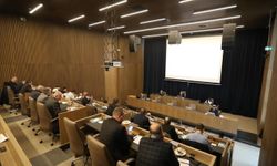 İnegöl Belediyesi meclisinde saha kararı yeniden konuşuldu