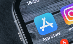 iPhone’larda üçüncü parti uygulamalar ücretli mi olacak?