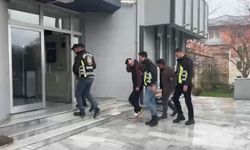 Kadıköy’de değnekçi, Polis tarafından suçüstü yakalandı