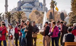 Türkiye Turizmde Rekor Kırdı: 2023'te 56.7 Milyon Ziyaretçi, 60 Milyar Dolar Gelir Hedefi