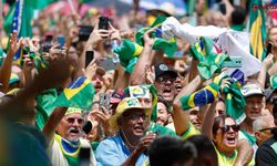 Brezilya’da binlerce halk sokağa indi