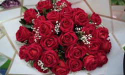 Bursa'da Çiçekçilerde sevgililer günü yoğunluğu