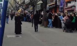 Osmangazi Fomara'da yeni açılan mağaza önünde izdiham oldu
