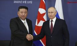 Putin, Kim Jong-un'a Özel Bir Jest Yaparak Rusya'da Üretilen Araba Hediye Etti