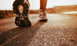 10 bin adım atmak erken ölüm riskini azaltabilir mi?
