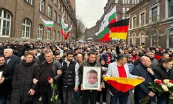 Solingen'de hayatını kaybeden aile için yürüyüş düzenlendi