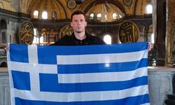 Yunan turistten Ayasofya'da skandal paylaşım