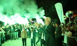 Büyükşehir Belediye Başkanı Mustafa Bozbey, Bursaspor maçı biletlerinin tamamını satın aldı
