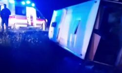 Kahramanmaraş’ta kontrolden çıkan servis minibüsü yan yattı: 9 yaralı