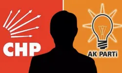 AK Parti'den CHP'ye Geçti! Rozetini Özgür Özel Taktı