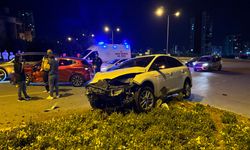 Mersin'de iki otomobil çarpıştı: 5 yaralı