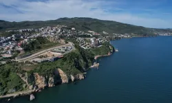 Bursa'nın o ilçesinde 12 dönümlük deniz manzaralı belediye binası satışa çıkarıldı