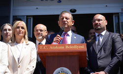 CHP Genel Başkanı Özel: “Yerinde Sayanı Yerinde Tutmayacağız”