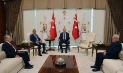 Cumhurbaşkanı Erdoğan, Özgür Özel ile Bir Araya Geldi