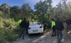 Bursa Gemlik’te polisten kaçan araç, terk edilmiş olarak bulundu