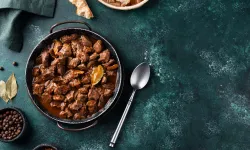 Kurbanın Etini Aynı Gün Yemek Zararlı mı? Kurban Eti Ne Zaman Yenmeli? Uzmanlardan Önemli Uyarılar!