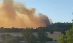 Balıkesir'de Büyük Yangın: Makilik Alanda Başlayan Yangın Ormana Sıçradı, Havadan ve Karadan Müdahale Devam Ediyor!