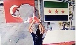 Suriye'de Türk Bayrağına Saldıran Şahıs Yakalandı: "Affetmenizi diliyorum!"