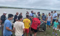 Samsun'da Tekne Alabora Oldu: 2 Kişi Kayıp