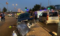 Diyarbakır’da alkollü sürücü, yayalara ve motosiklete çarptı: 5 yaralı