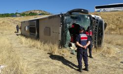 Malatya'da yolcu otobüsü şarampole uçtu: 26 yaralı