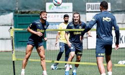 Fenerbahçe’de Çaykur Rizespor maçı hazırlıkları sürüyor