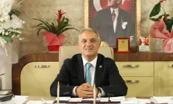 CHP'li başkandan CHP'li vekile ağır sözler: “Utanmadan nasıl pazar esnafını ziyarete çıkacaksınız”