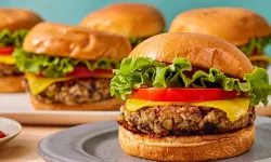 Evde Yapabileceğiniz Lezzetli Vegan Burger Tarifi