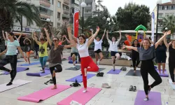 Mudanya'da pazar sabahı yoga ile başladı