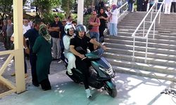 KPSS sınavına yetişmek için motosikletle kapıya daldı, sınava son saniyede yetişti!