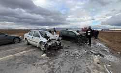 Kafa Kafaya Çarpışmada Yaşlı Çift Hayatını Kaybetti