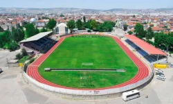 Belediye İnegöl İlçe Stadyumu Zeminini Bakıma Aldı