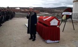 Manisa'da Hayatı Kaybeden Jandarma Astsubay Çavuş Erkan Duman, Memleketi Kütahya'da Toprağa Verildi