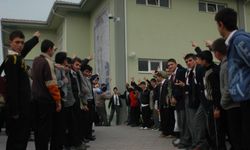 İnegöl'de Okullar Bölgesinin Kör Noktası Olan Hastane Mezarlığına Bir Çözüm Bulunmalı