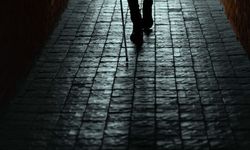 Aklî Dengesi Yerinde Olmayan Kişi Gusül Abdesti ile Yükümlü müdür?