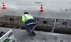 Bursa, Sel Riskine Karşı 75 Bin Metre Izgara Temizliği Gerçekleştiriyor