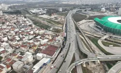 Bursa'da Trafik Kabusu Sona Eriyor: Acemler Kavşağı'nda İlk Etap Tamamlandı!