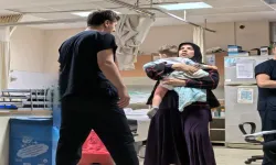 İnegöl’de 2 Yaşındaki Bebek, Kaynar Çayla Yanarak Hastanelik Oldu
