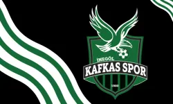 Kafkasspor’dan Şampiyonluk Öncesi Bayrak Seferberliği