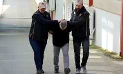 FETÖ'nün Mahrem İmamı Adana’da Yakalandı: Çatı Katında Saklanıyordu!